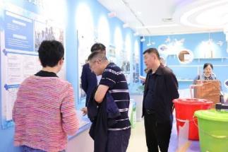 C:\Users\Administrator\Desktop\0418重庆市巴南区曾永江名校长工作室来我校考察学习-办公室\IMG_3488.JPGIMG_3488